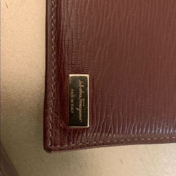 Salvatore Ferragamo wallet - Picture 2 of 5